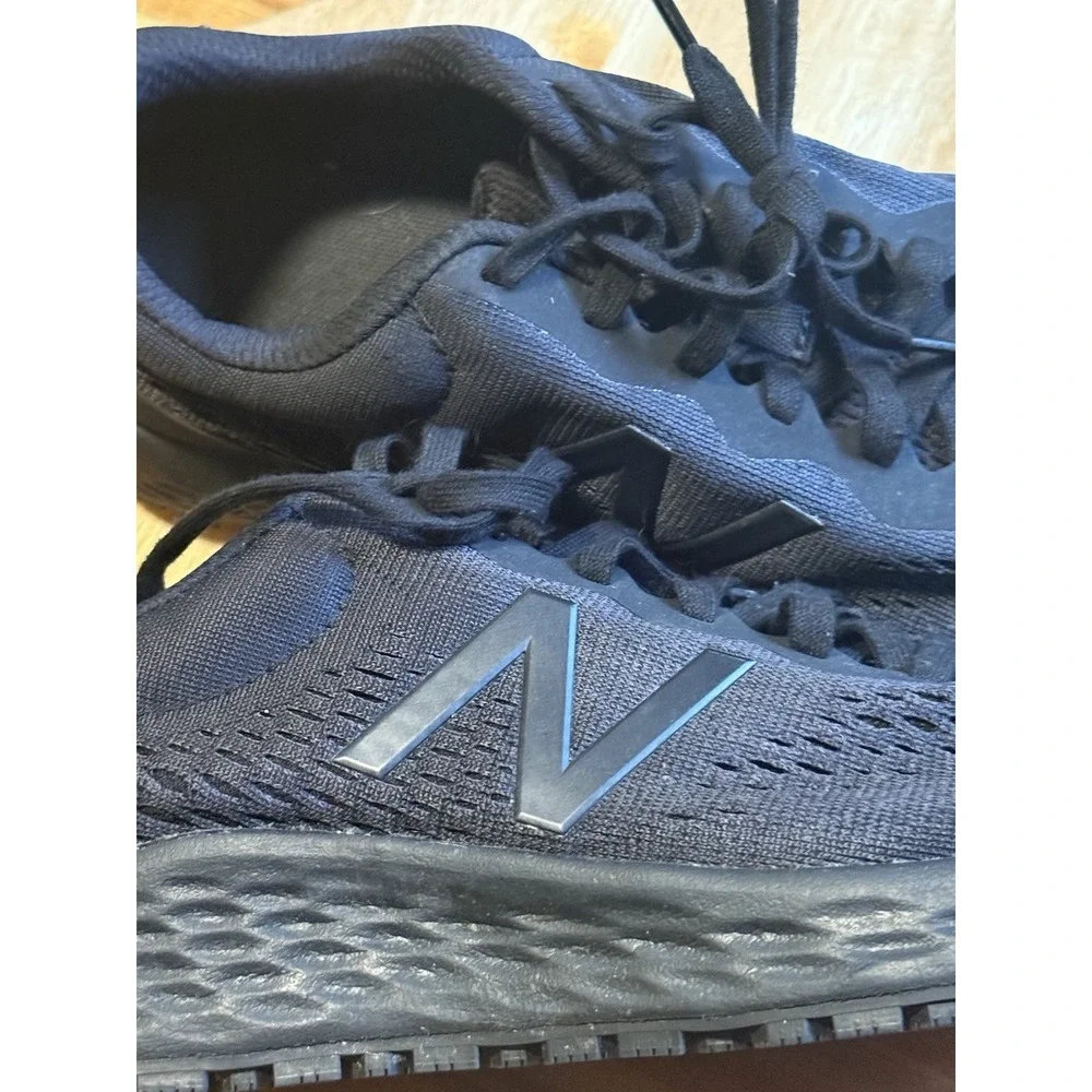 New Balance Fresh Foam Arishi Women's Size 10 Black Running Shoes Sneakers Work